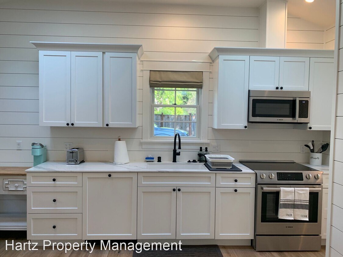 Primary Photo - 1 br, 1 bath House - 5 La Serena Way