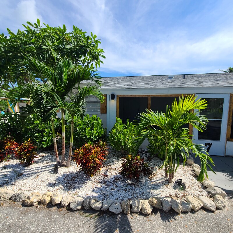 Primary Photo - 10117 Cortez Rd W