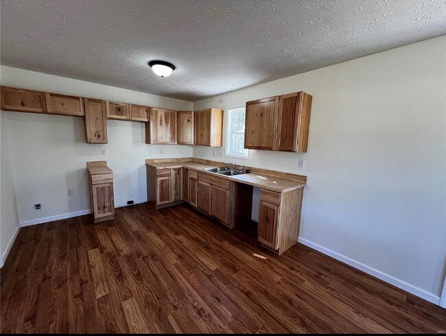 Building Photo - 26899 Stephanie Ln