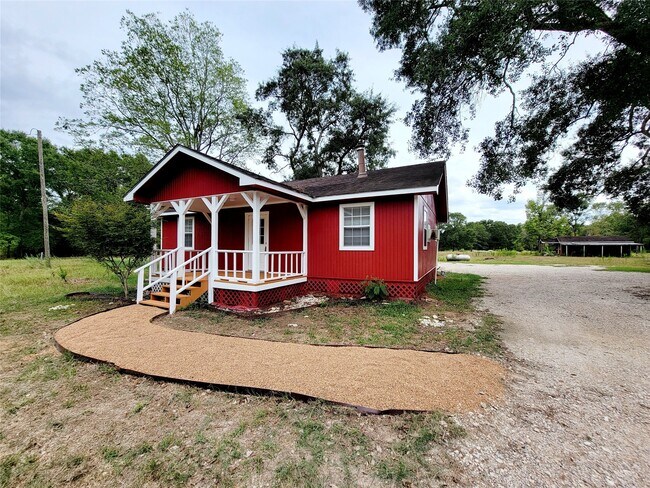 Foto del edificio - 15590 Magnolia Park