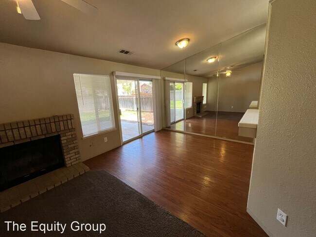 Building Photo - 3 br, 2 bath House - 5438 West Cherry Avenue