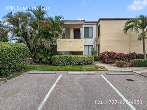 Building Photo - 6121 Palma Del Mar Blvd S