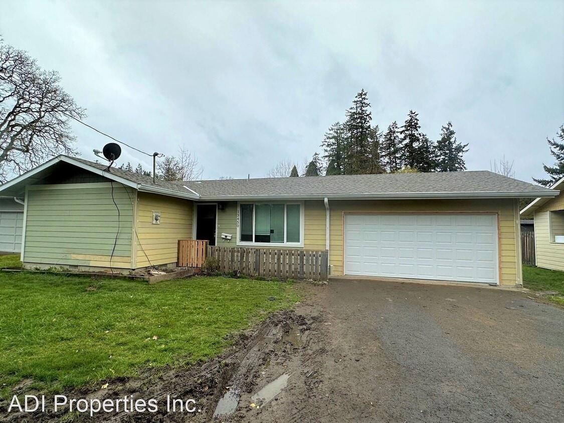 Primary Photo - 3 br, 1 bath House - 13450 SW Berthold Avenue
