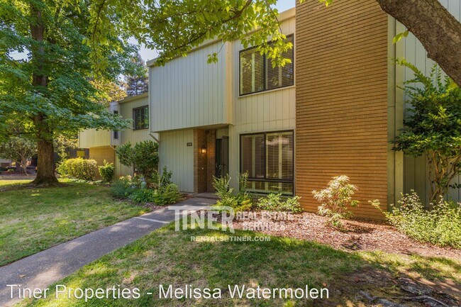 Building Photo - 2 br, 3 bath House - 610 Elmhurst Circle