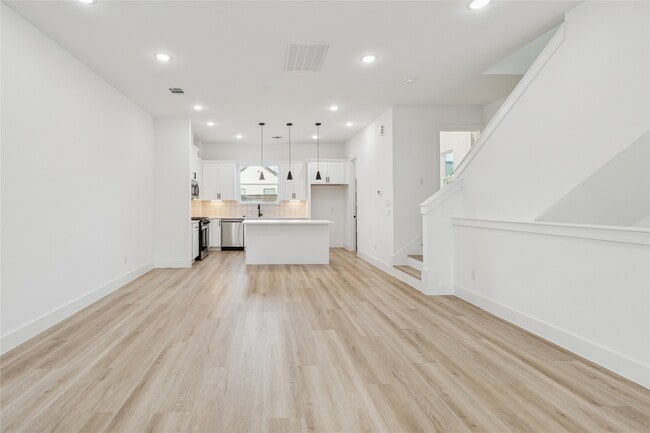 Building Photo - 111 Milby St