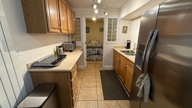 Building Photo - Country living on the Hillside of Anchorage!  (2) Bed, (1) Bath furnished unit!