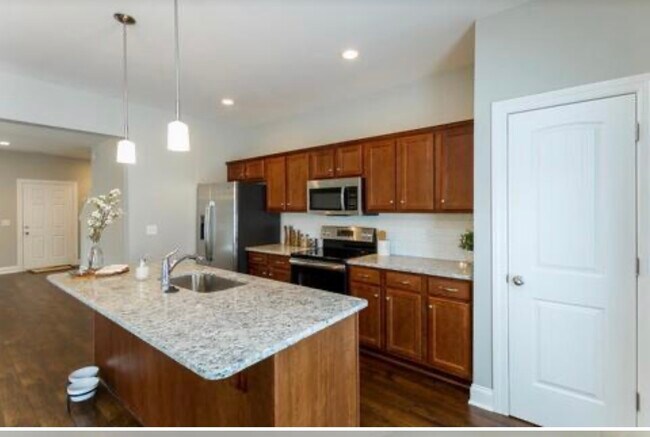Building Photo - 247 Rowlette Cir