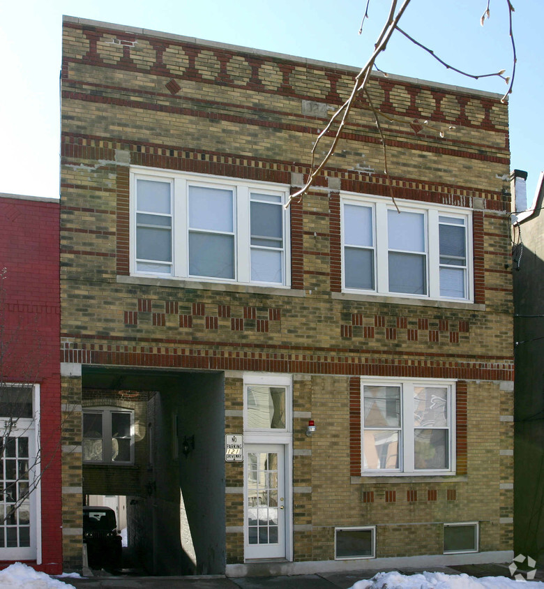 Foto del edificio - 121 68th St