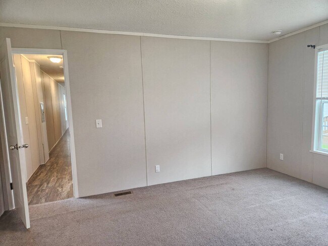 Foto del edificio - 2900 N Apperson Way