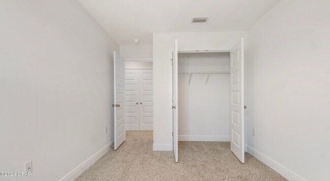 Building Photo - 456 Melrose Way