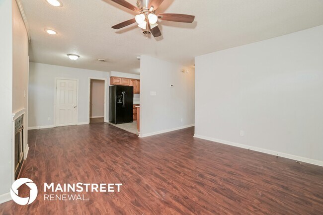 Foto del edificio - 2305 Ridgecrest Dr