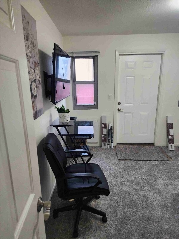 300 Warwick St Unit 1, Daly City, CA 94015 Room for Rent in Daly City