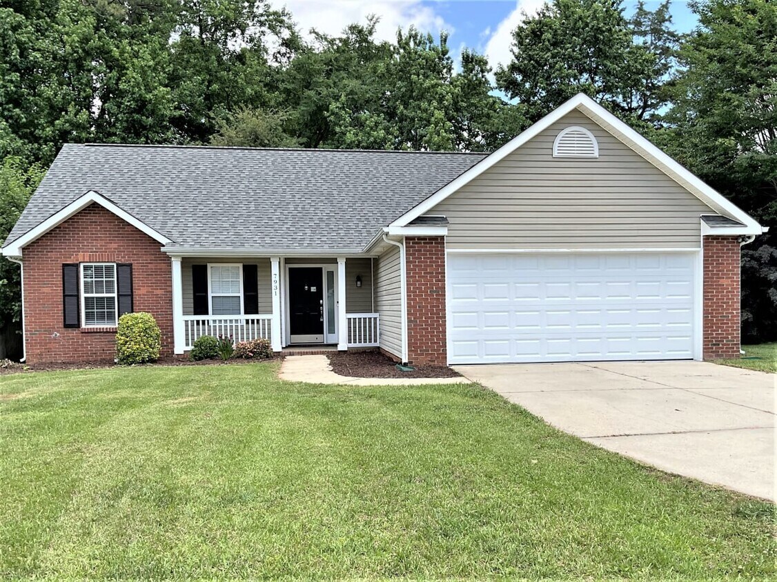 Foto principal - 7931 Ebony Rd