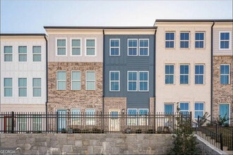 Building Photo - 2638 Creekside Dr NW