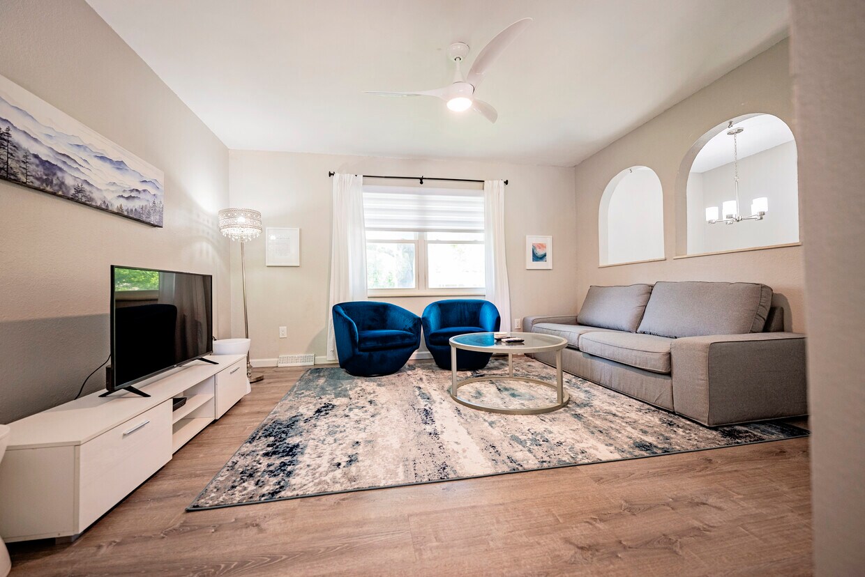 Foto principal - 413 SE Lana Ct