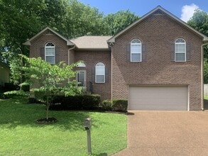 Building Photo - 118 Redbud Dr