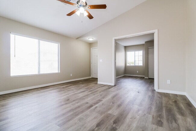 Foto del edificio - 12234 N 121st Ln