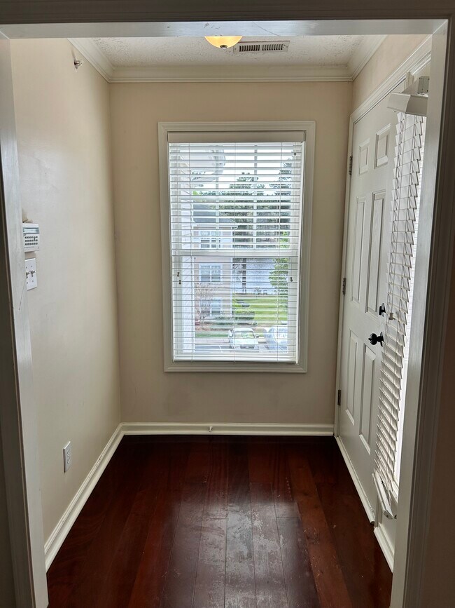 Building Photo - 3315 Harbour Pointe Pl