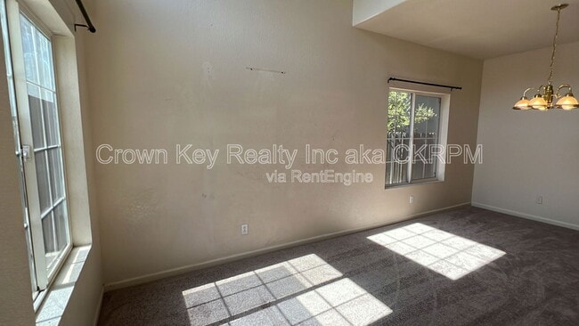 Building Photo - 4092 Memoir Ave