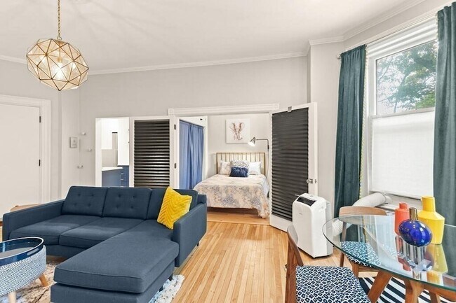 Foto del edificio - 473 Beacon St