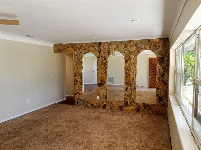 Building Photo - 6731 31st Terrace N