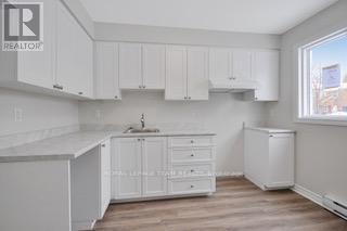 Building Photo - 2976 Olympic Way