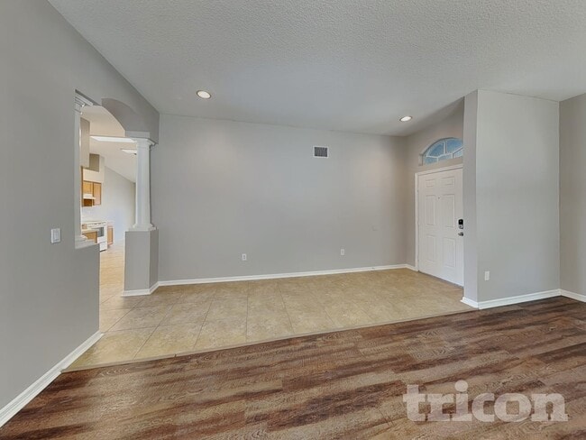 Building Photo - 1926 Sean Wood Cir