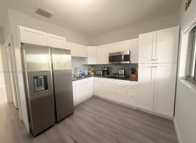 Foto del edificio - 1720 NW 110th Terrace