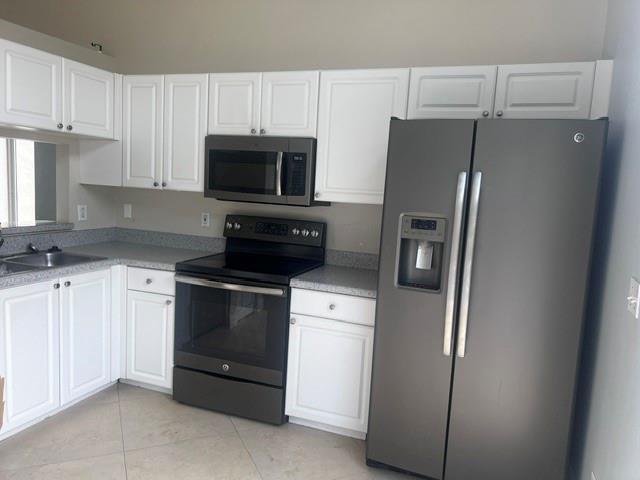 Building Photo - 14909 SW 50th Ct