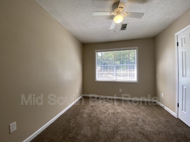 Foto del edificio - 5244 Bradcliff St