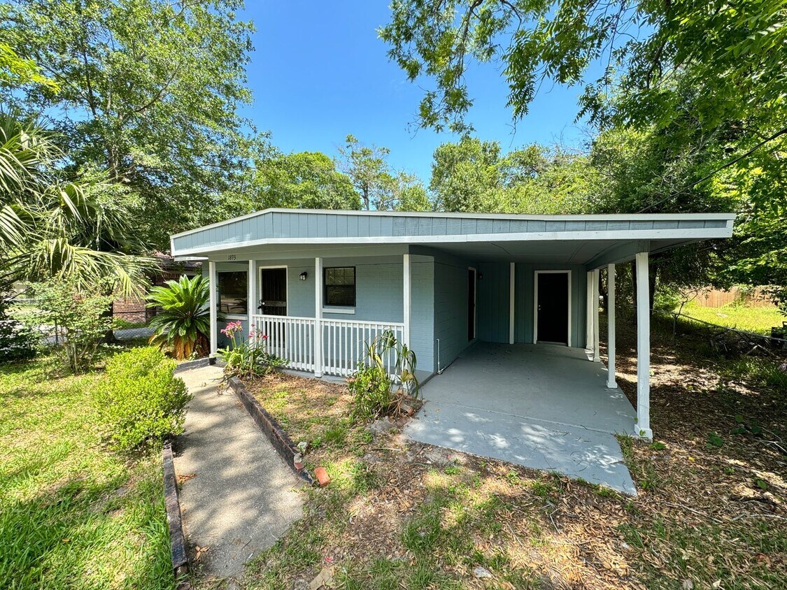 Primary Photo - 3/1 for rent