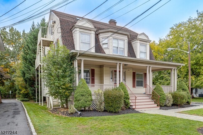 Foto del edificio - 134 S Euclid Ave