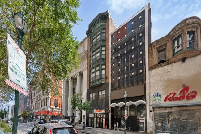 Photo - 1204 Chestnut St Apartment