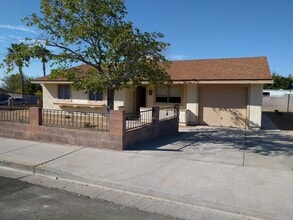 Building Photo - 848 Jeri Ln