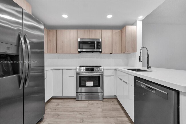 Foto del edificio - 11225 SW 88th St