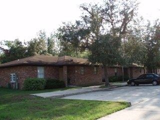 Primary Photo - Sandhill Forest Apartments