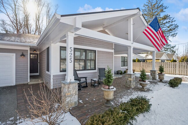 Foto del edificio - 525 W Deerpath Rd