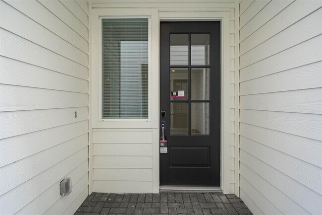Foto del edificio - 719 Stacy Brook Ln