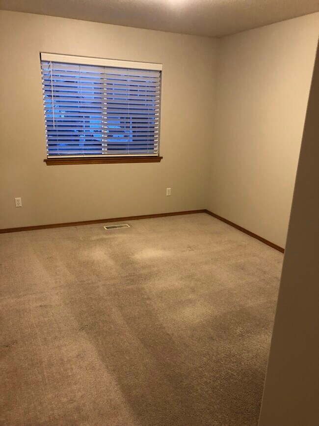 Foto del edificio - 39254 Woodbury St