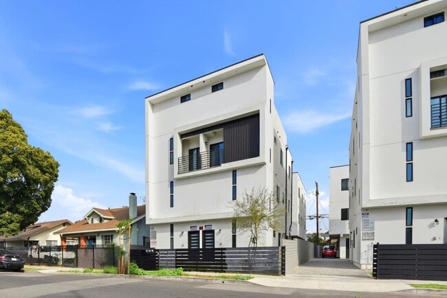 Foto del edificio - 608 E 29th St