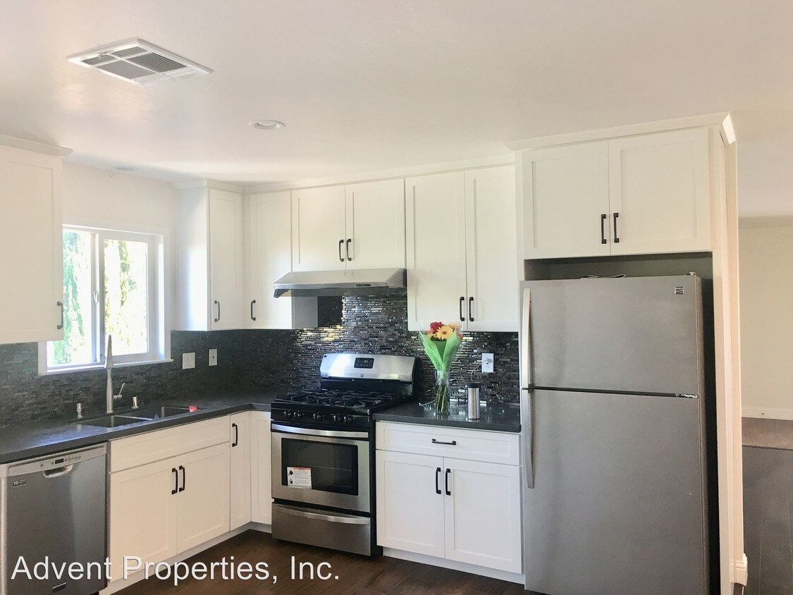 Foto principal - 3 br, 2 bath House - 616A Aleta Place