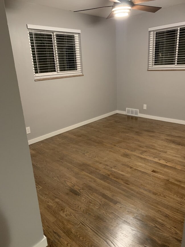 Master Bedroom - 3133 Alfred Ave