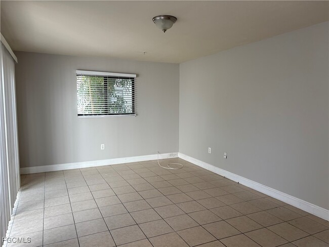 Foto del edificio - 7738 Tamara Lee Ct