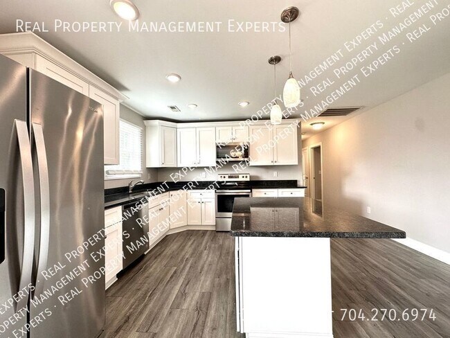 Building Photo - Beautiful 3BR/2BA Ranch in Kannapolis!