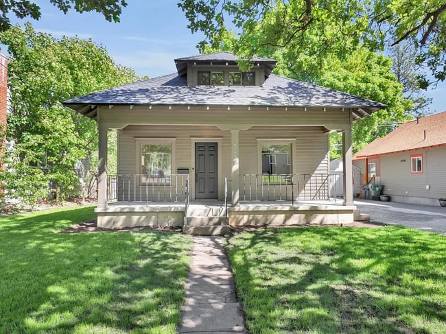 Building Photo - 1503 E 14th Ave
