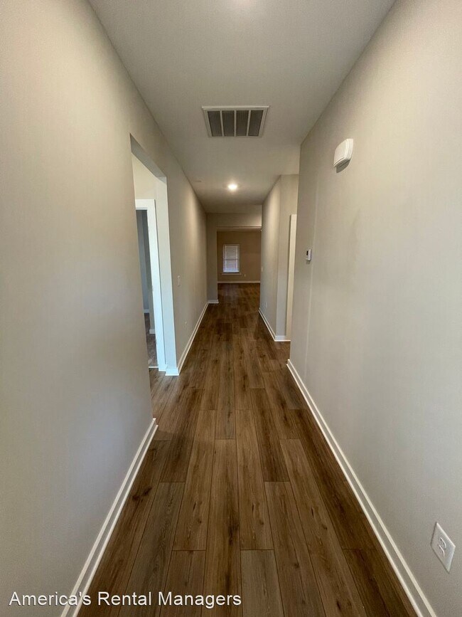 Foto del edificio - 4 br, 2 bath House - 571 Troubadour Lane