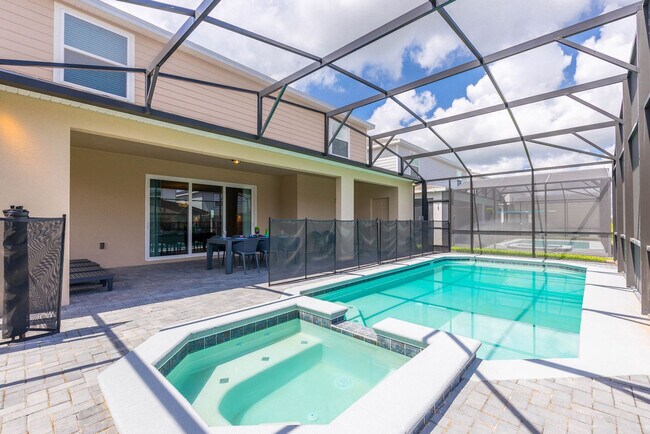 Building Photo - 16264 St Kitts Cir