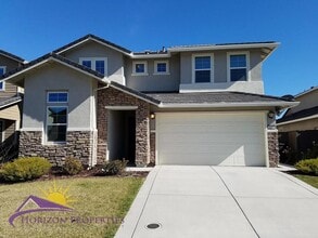 Building Photo - 4221 Shorthorn Way