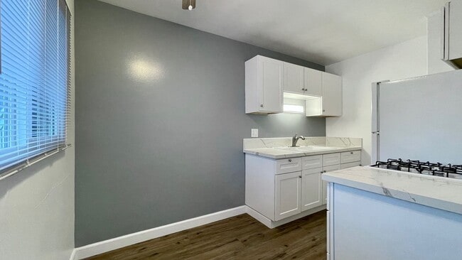 Building Photo - Updated One-Bedroom Apartment by Cal Poly ...
