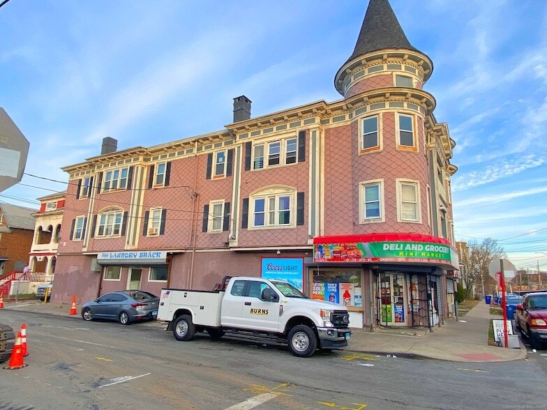 Primary Photo - 748 Arctic St